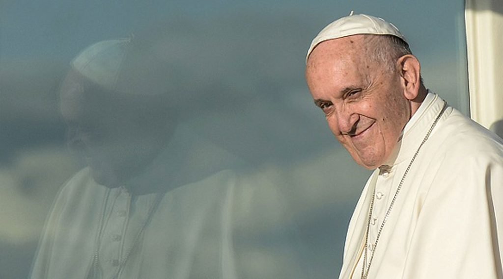 Papa Francisco sonriendo